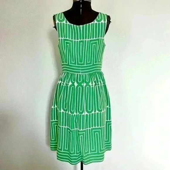 Trina Turk Green Garden Maze Dress Womens Size 8 Sleeveless - Picture 10 of 14